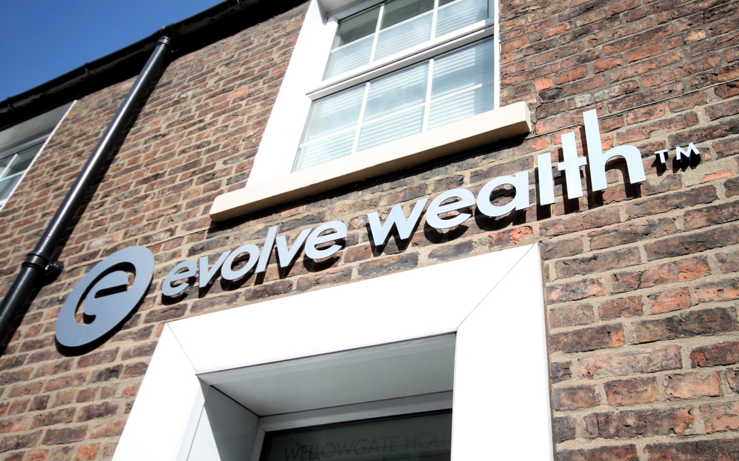 Evolve Wealth, Financial Adviser in Grimsby, Signage